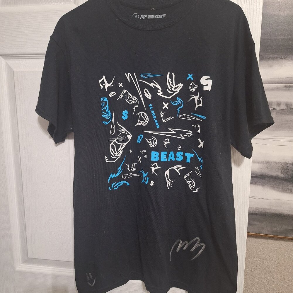MR BEAST LIMITED EDITION SIGNED SHIRT- MEDIUM SIZE
